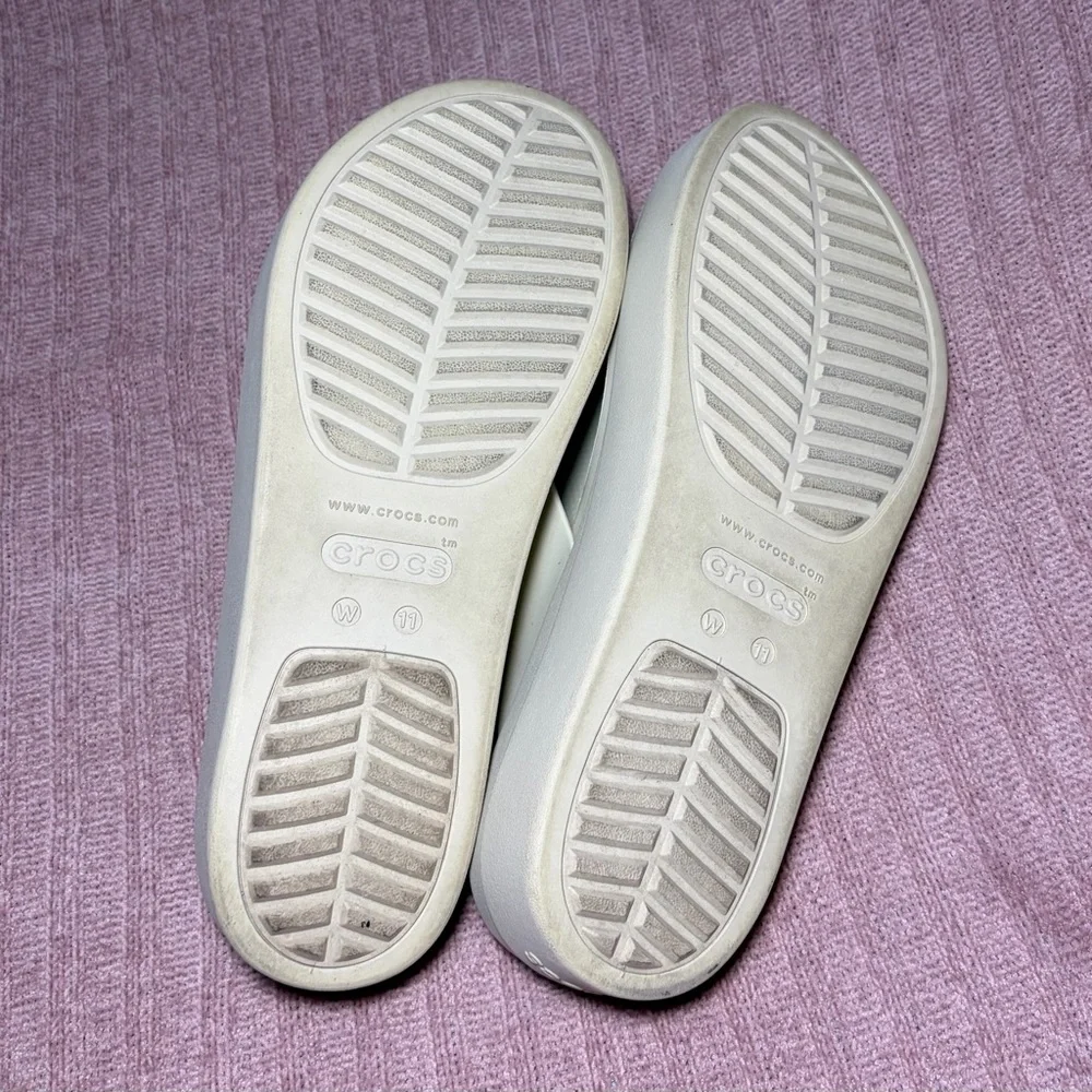 CROCS Lite Ride Brooklyn Bone Women's‎ wedge Sandals Sz 9